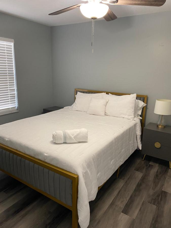 2 Bedrooms Vacation Home Tampa Esterno foto